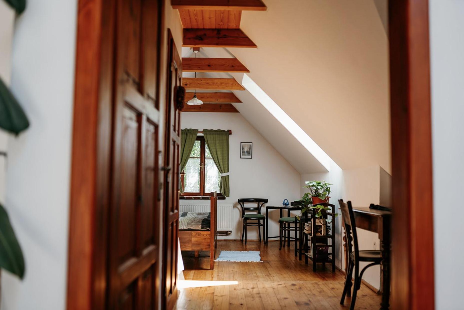 Restaurant A Penzion Na Cechach 호텔 Korouhev 외부 사진